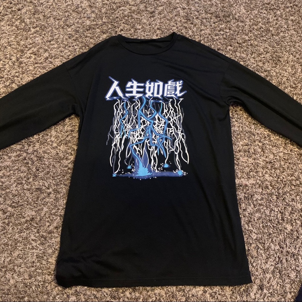 lightning long sleeve oversized black top
